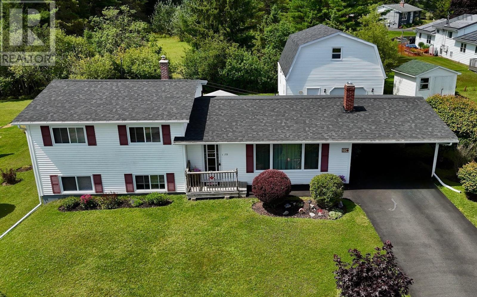 Property at 20 Kimberley Drive image 4