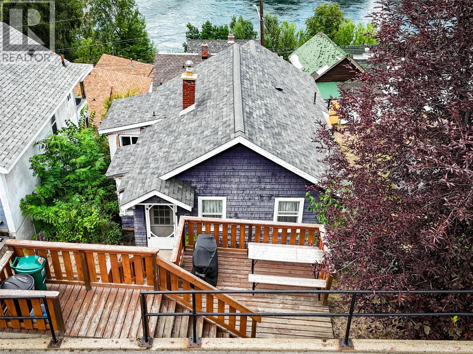 Property at 1979 Topping Street image 3