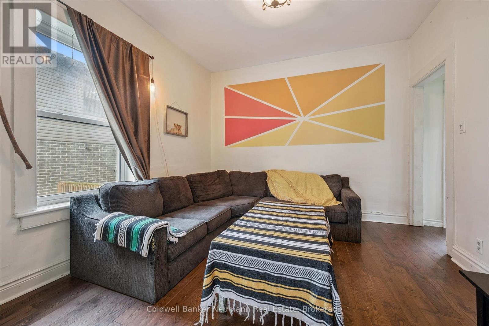 49 Dublin Street S, Guelph, Ontario  N1H 4M1 - Photo 9 - X12325241