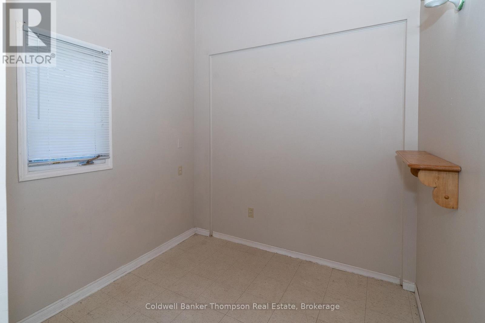 135 Ontario Street, Burk's Falls, Ontario  P0A 1C0 - Photo 10 - X12325248