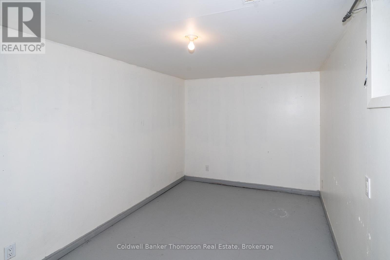 135 Ontario Street, Burk's Falls, Ontario  P0A 1C0 - Photo 17 - X12325248