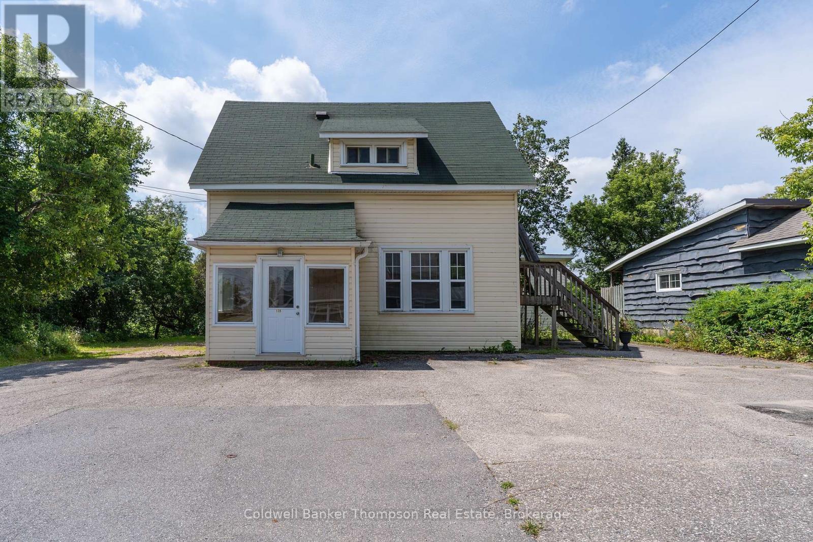 135 Ontario Street, Burk's Falls, Ontario  P0A 1C0 - Photo 25 - X12325248