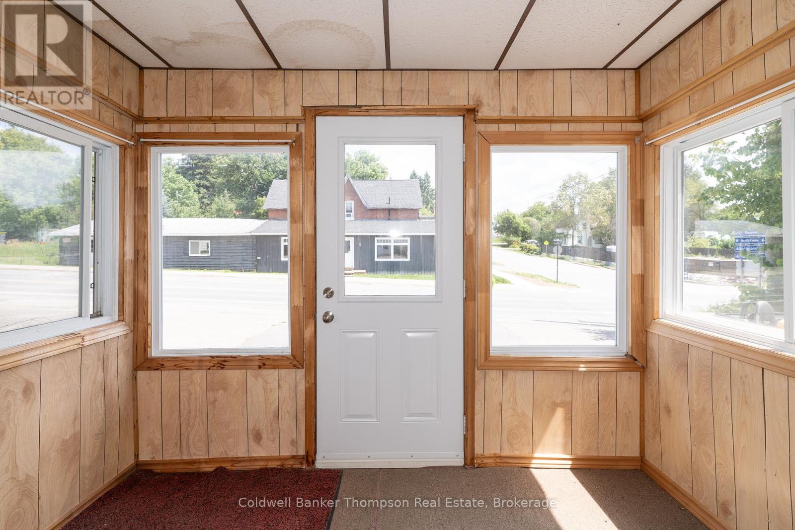 135 Ontario Street, Burk's Falls, Ontario  P0A 1C0 - Photo 27 - X12325248