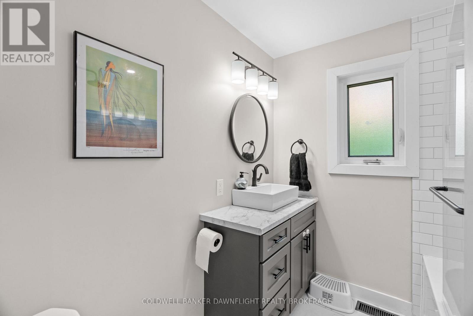 71 London Road, Bluewater, Ontario  N0M 1X0 - Photo 15 - X12325223