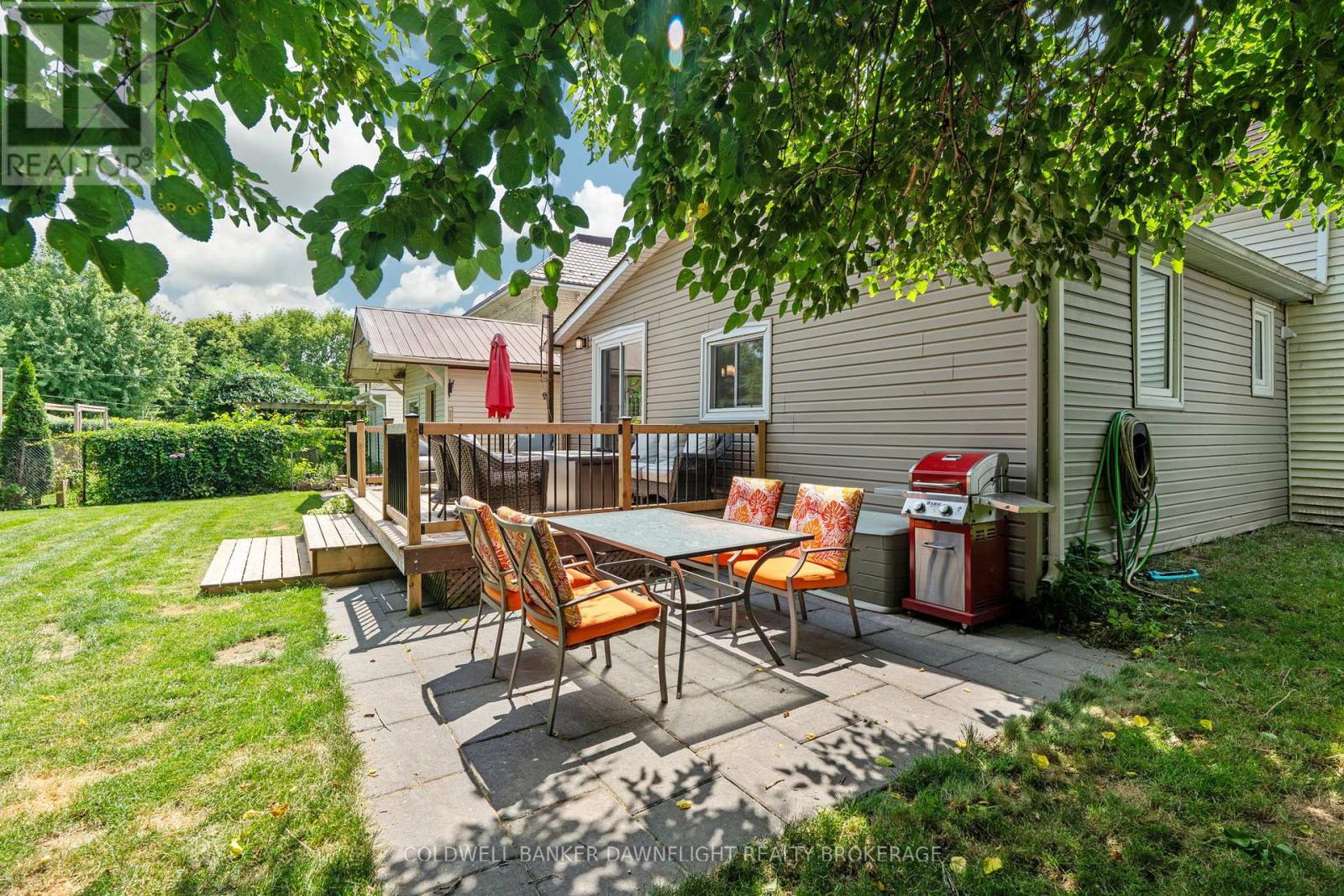 71 London Road, Bluewater, Ontario  N0M 1X0 - Photo 30 - X12325223