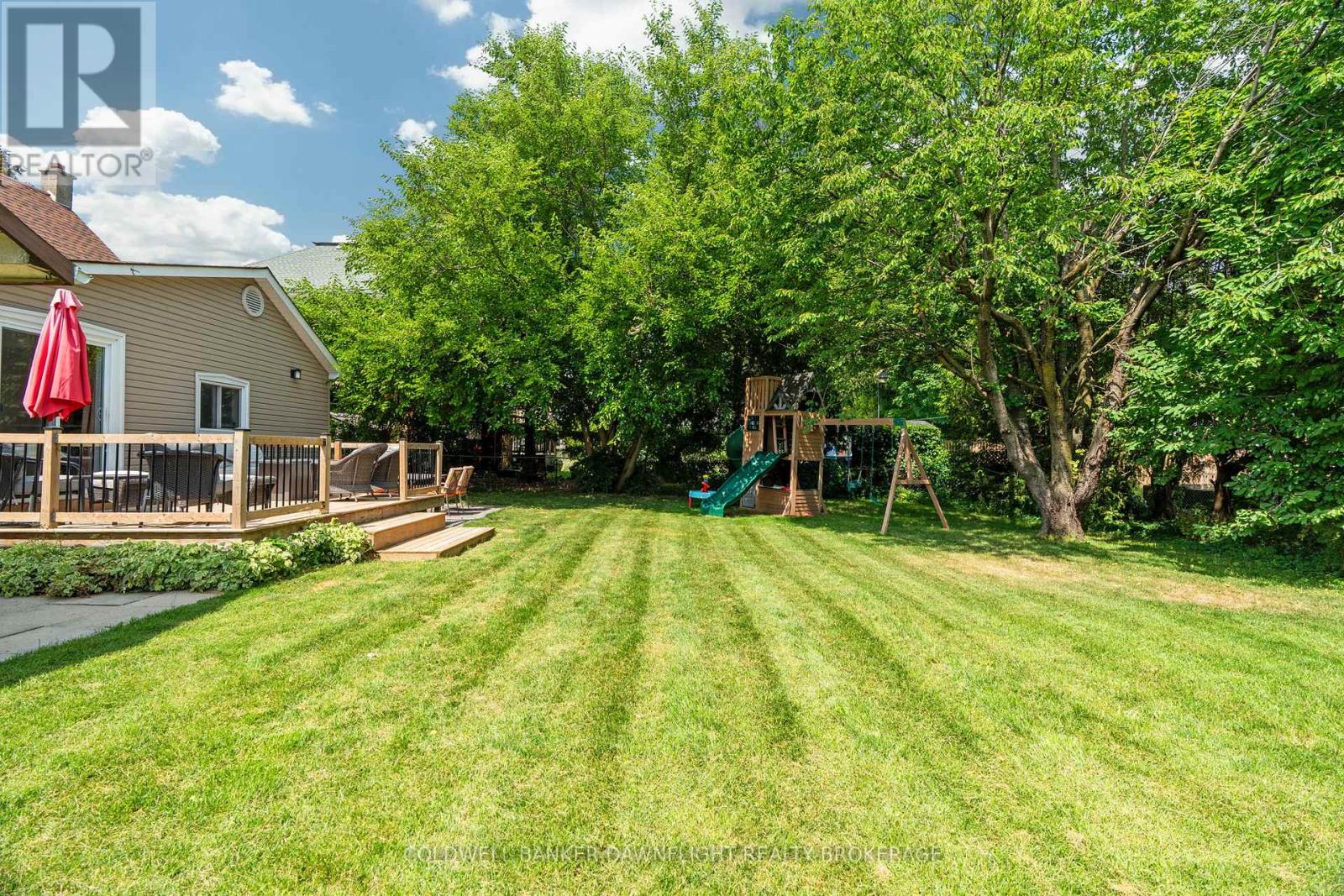71 London Road, Bluewater, Ontario  N0M 1X0 - Photo 31 - X12325223