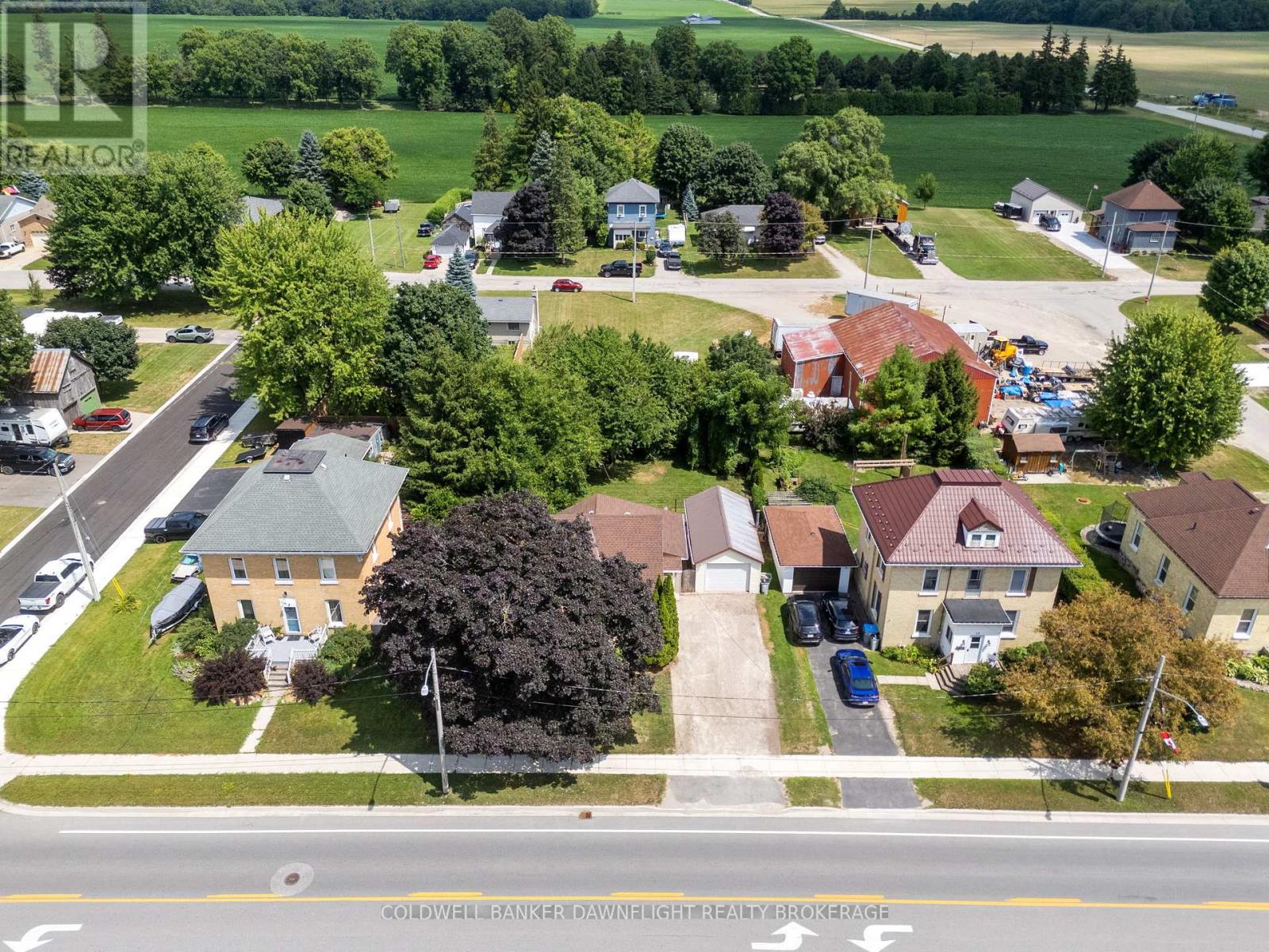 71 London Road, Bluewater, Ontario  N0M 1X0 - Photo 37 - X12325223