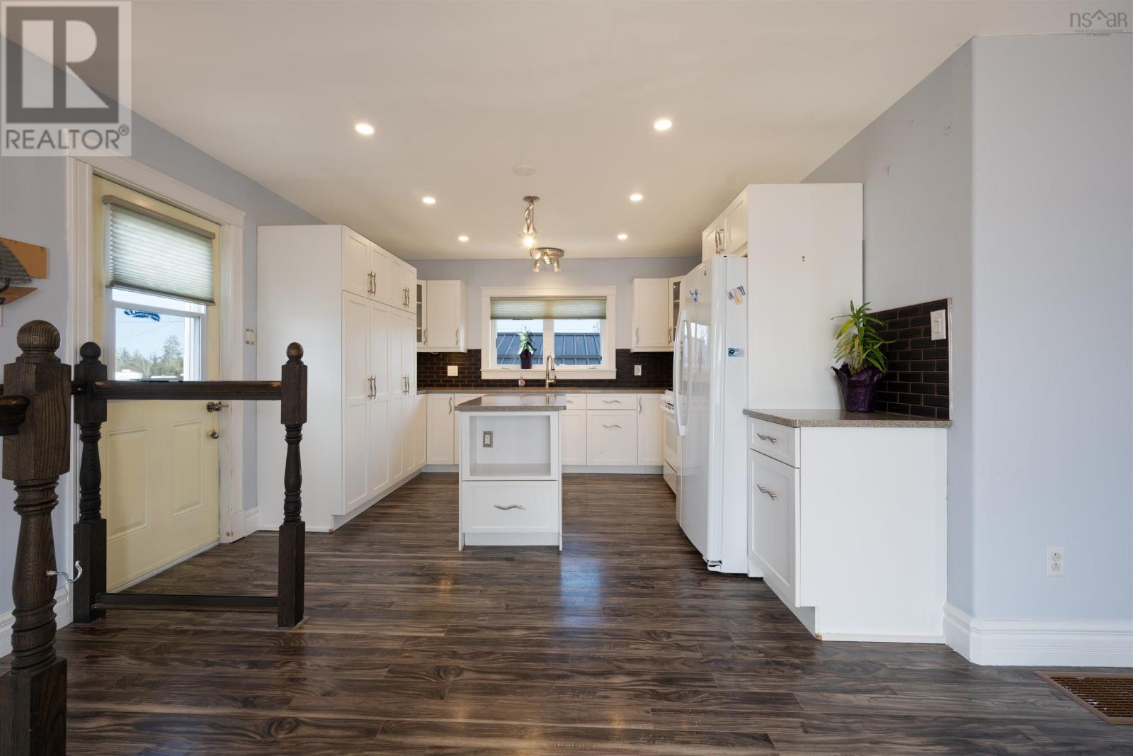 549 Sober Island Road, Sober Island, Nova Scotia  B0J 3B0 - Photo 3 - 202513250