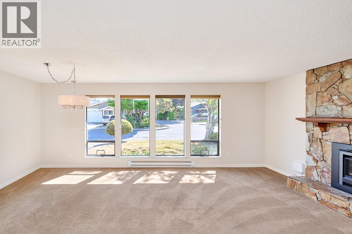 11371 Frigate Court, Richmond, British Columbia  V7E 4M4 - Photo 3 - R3031452