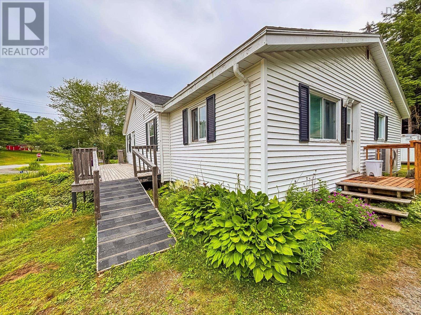 9 Bruhm Road, West Northfield, Nova Scotia  B4V 5E1 - Photo 3 - 202517032