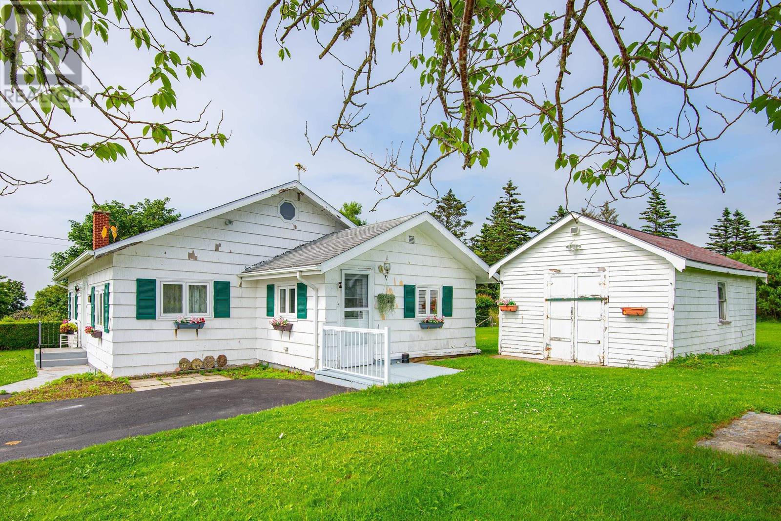 362 Wyman Road, Sand Beach, Nova Scotia  B5A 5G4 - Photo 4 - 202517863