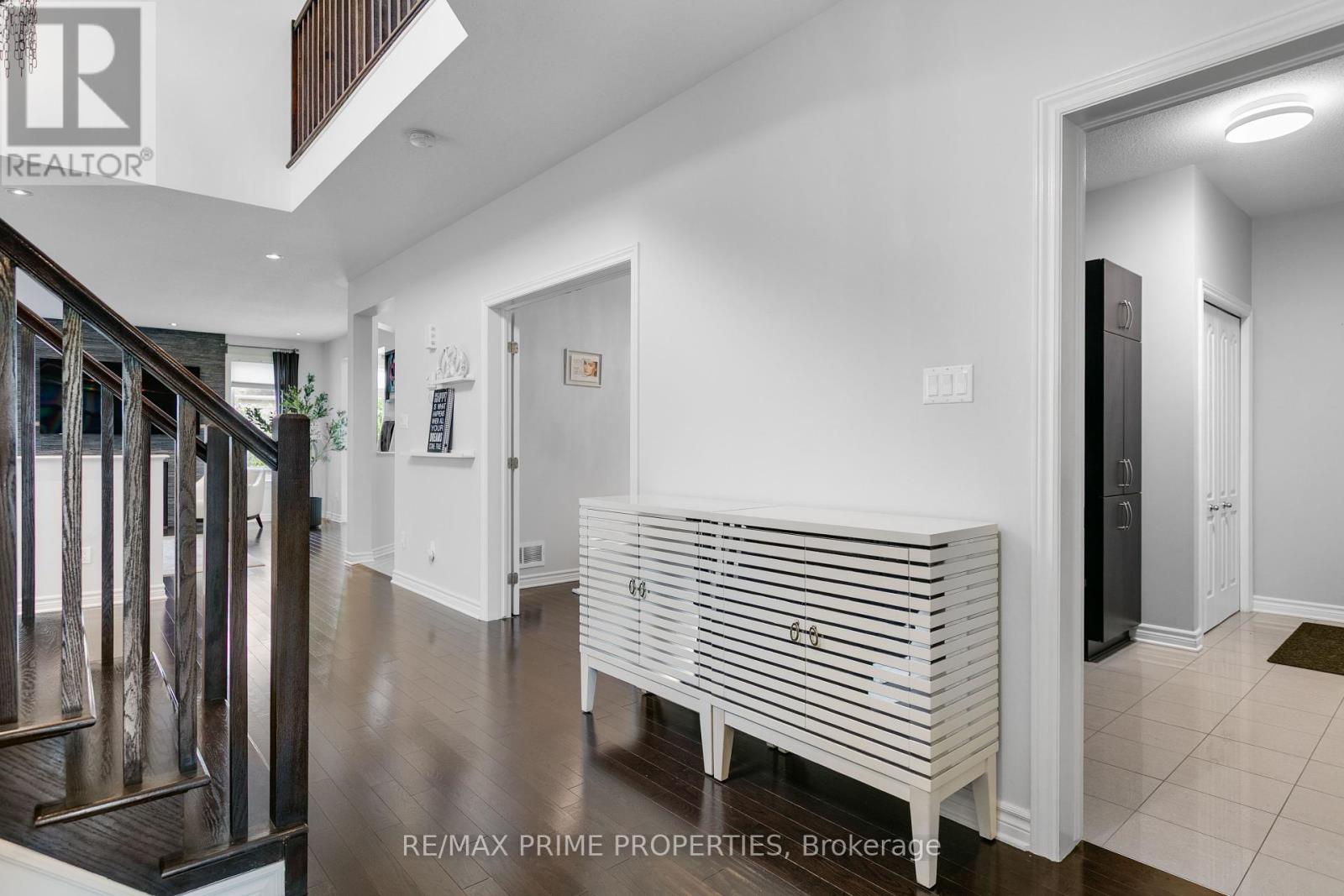 Property at 526 GOLDEN SEDGE WAY image 5