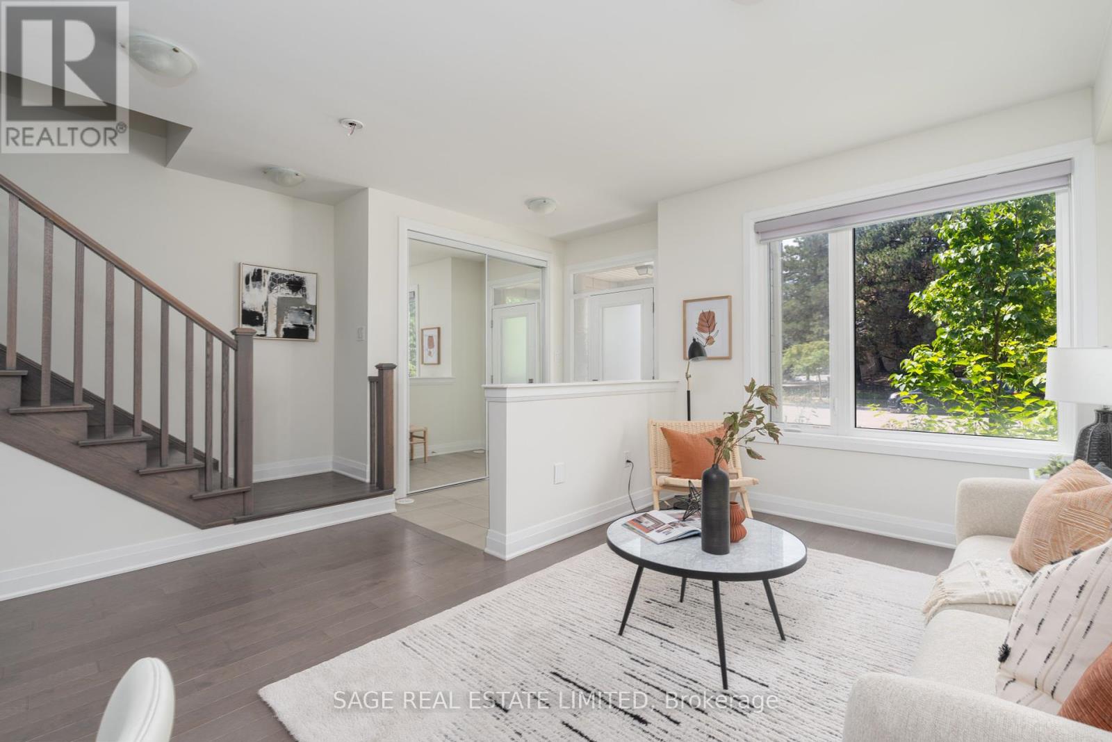 Property at 211 THE DONWAY E image 4