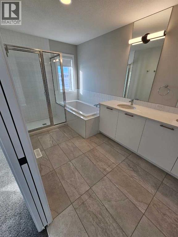 2765 Baywater Landing Sw, Airdrie, Alberta  T4B 5K6 - Photo 13 - A2182271