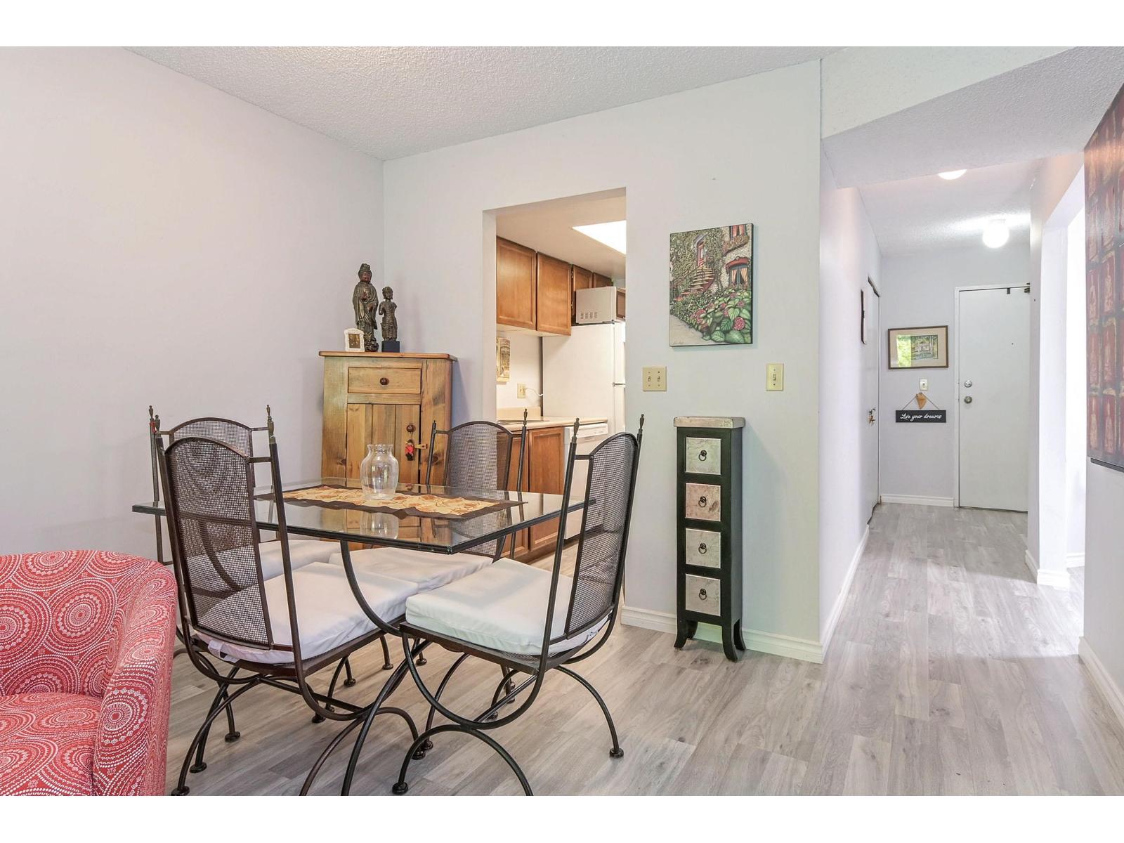 303 1341 George, Street, White Rock, British Columbia  V4B 4A1 - Photo 6 - R3032755