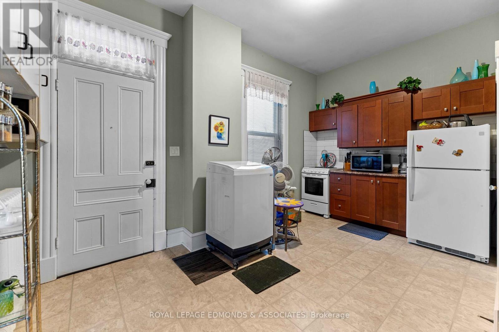 54 Isabella Street, Pembroke, Ontario  K8A 5S5 - Photo 22 - X12325324