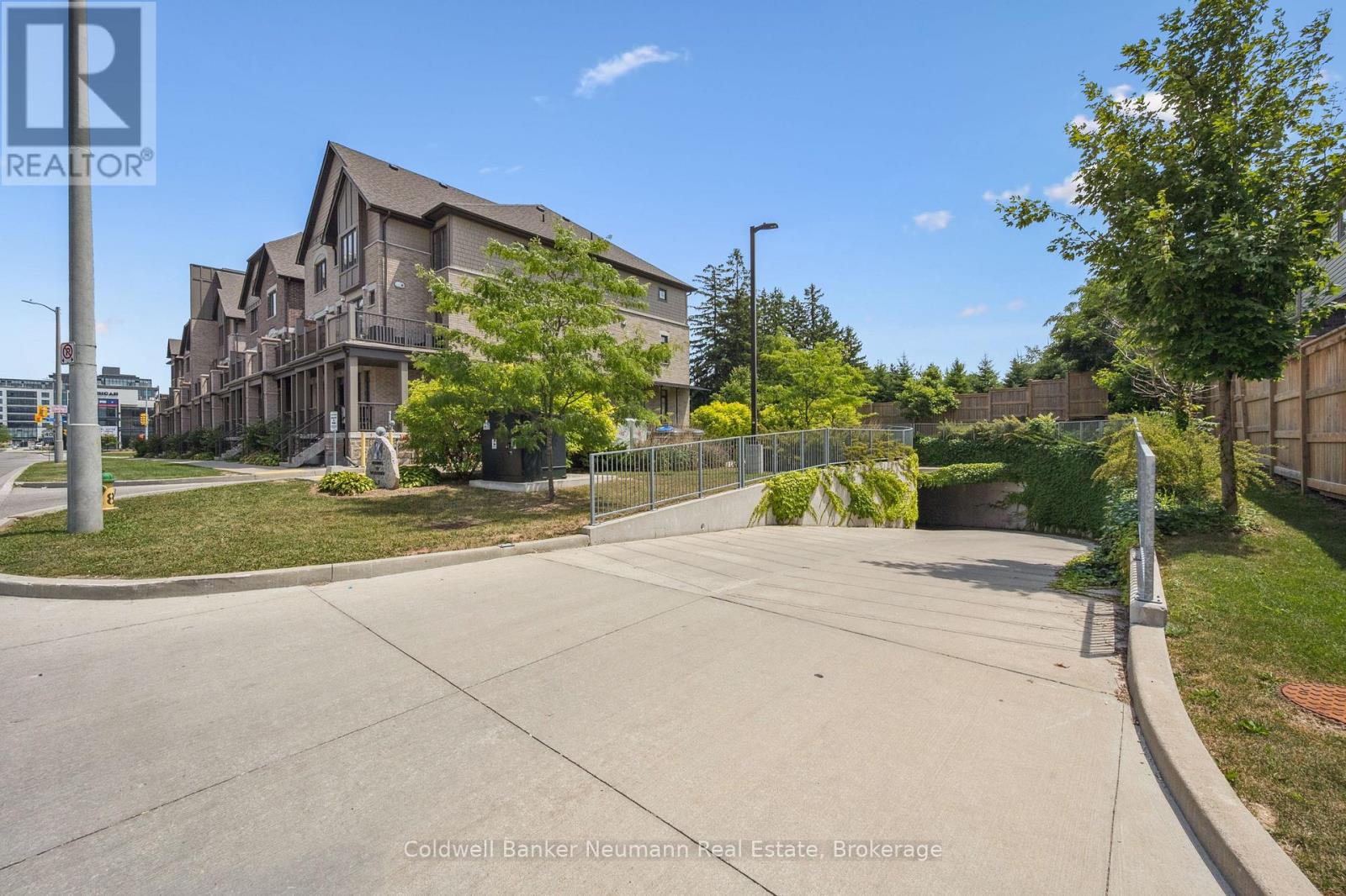 Property at 103 - 333 GOSLING GARDENS image 3