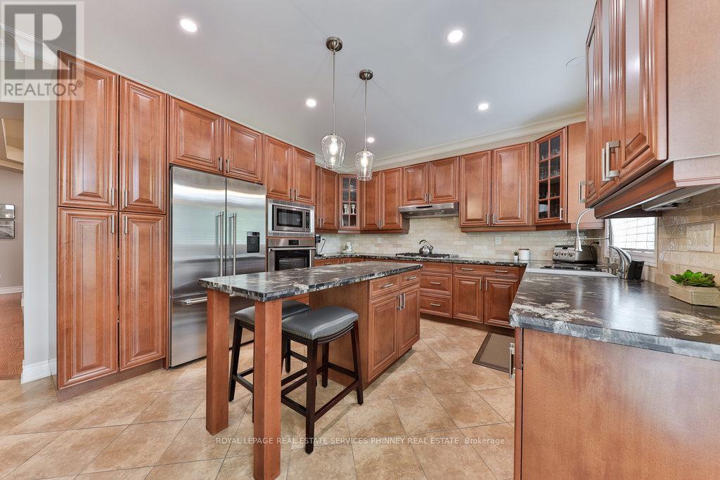 3260 Ribble Crescent, Oakville, Ontario  L6M 0B1 - Photo 10 - W12325170