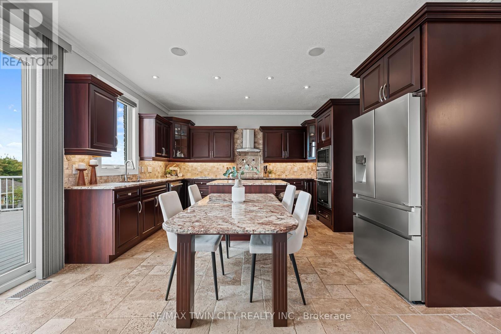 11 Milne Drive, Wilmot, Ontario  N0B 2H0 - Photo 16 - X12325189