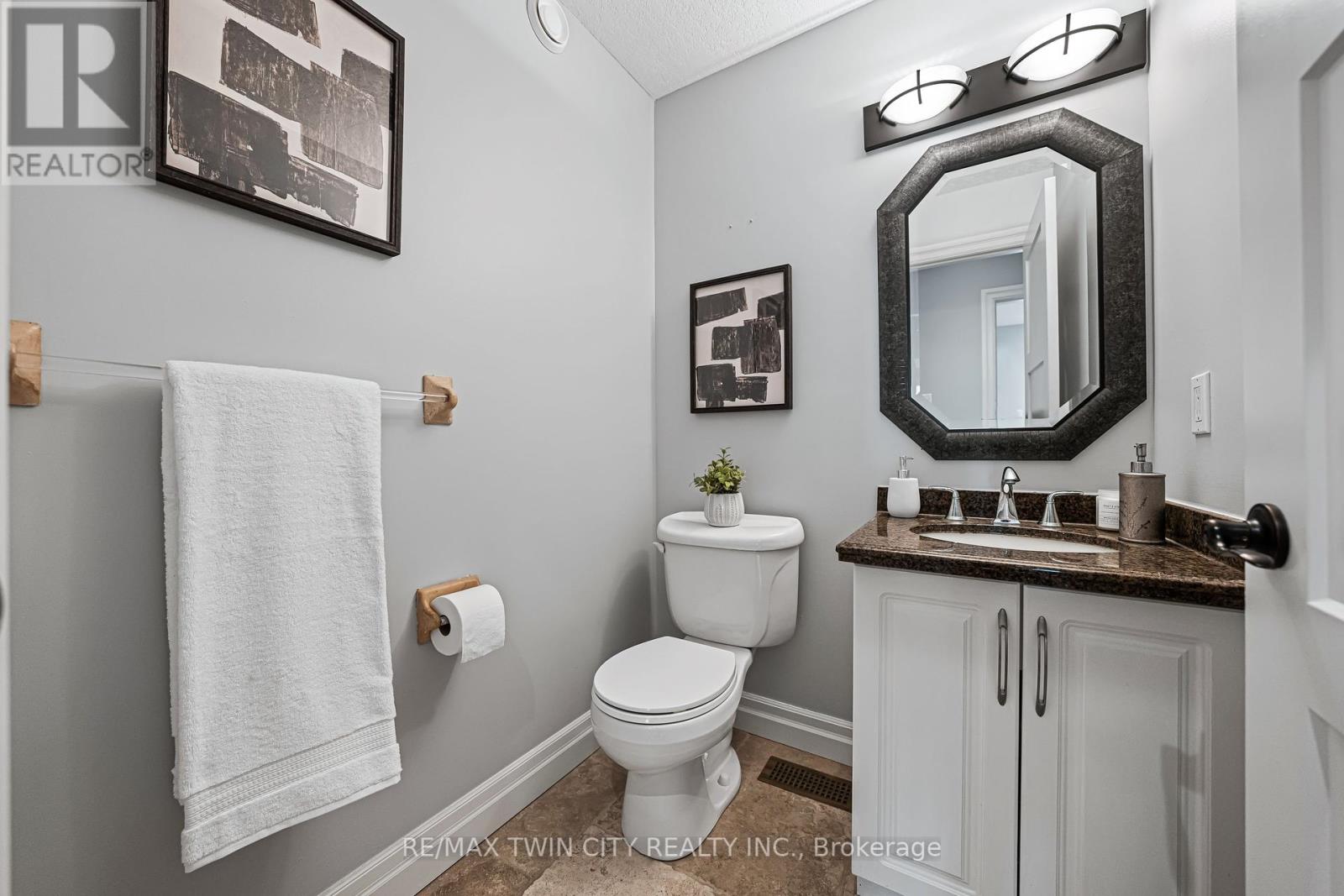 11 Milne Drive, Wilmot, Ontario  N0B 2H0 - Photo 23 - X12325189