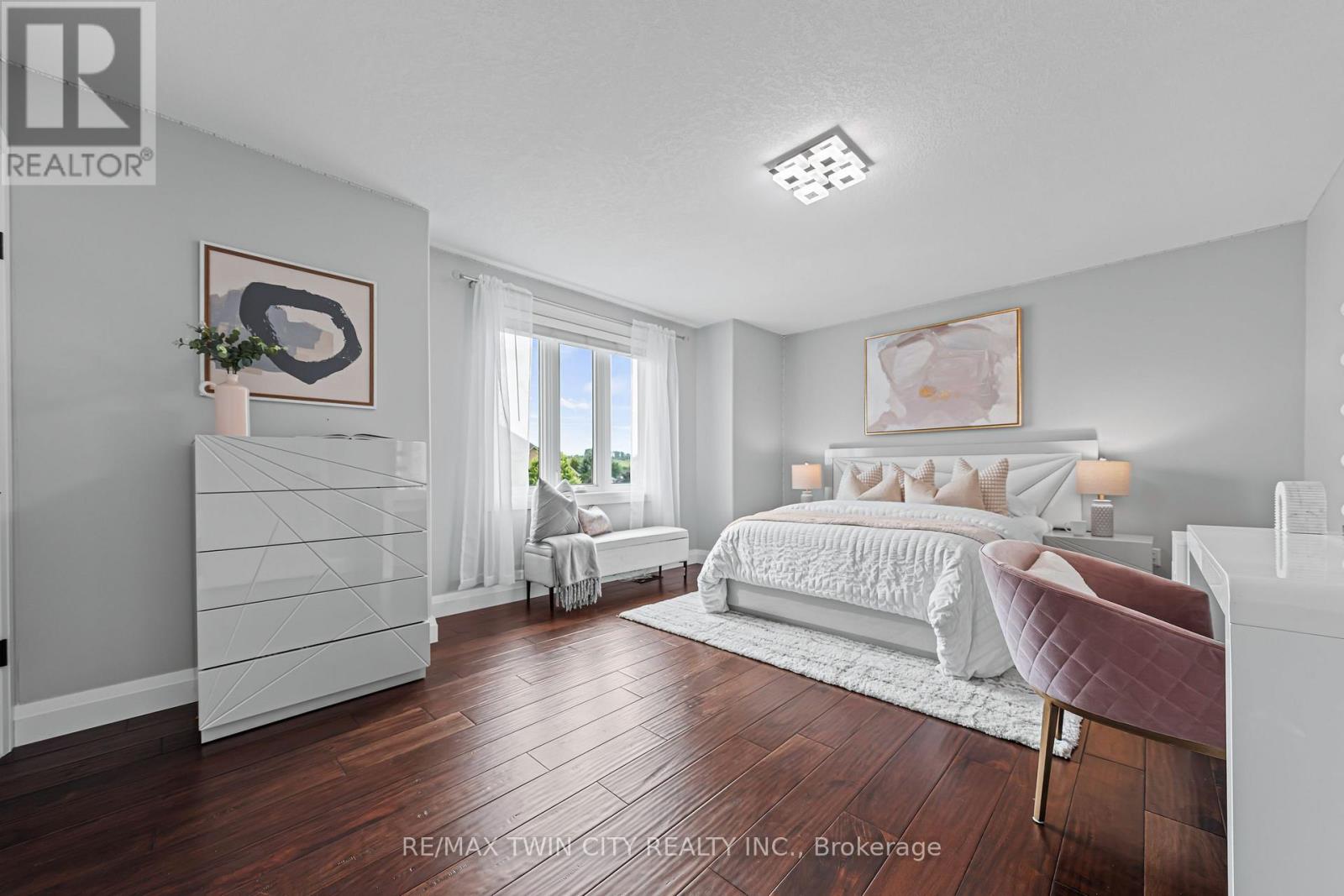 11 Milne Drive, Wilmot, Ontario  N0B 2H0 - Photo 27 - X12325189