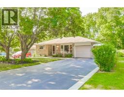 11 ROGERS Road, Dundas, Ontario