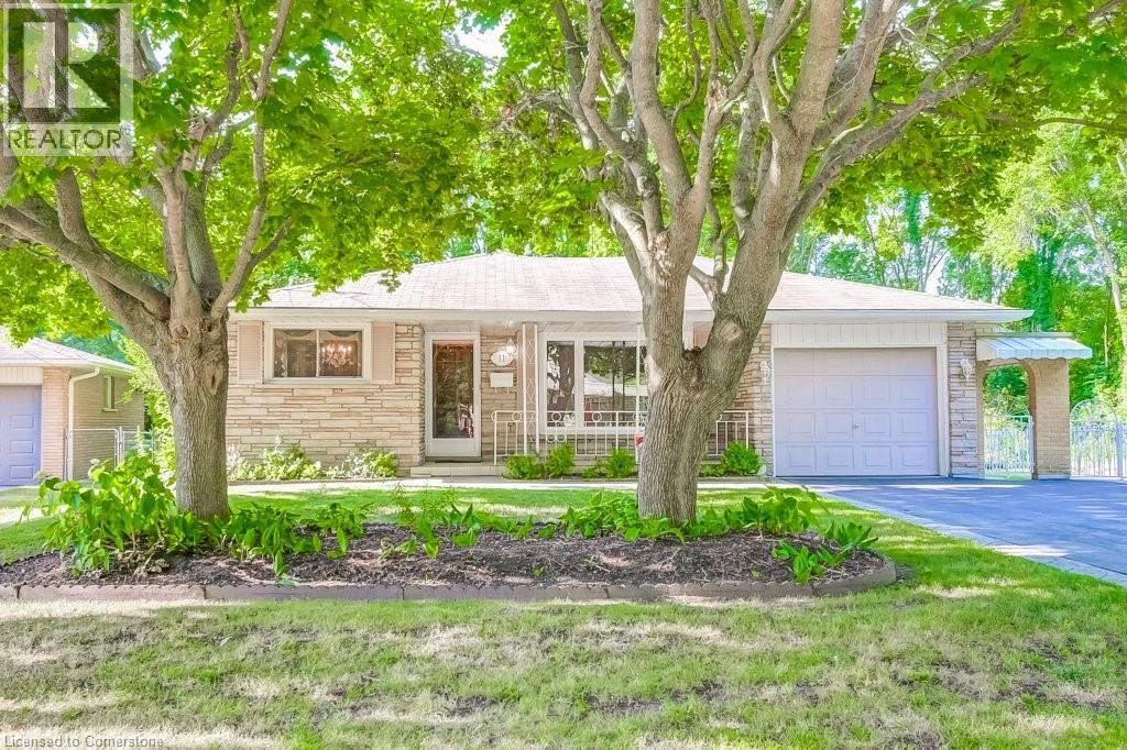 Property at 11 ROGERS Road image 4