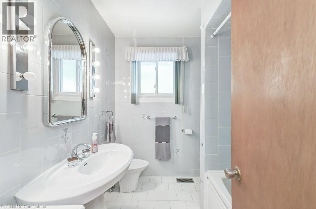 11 Rogers Road, Dundas, Ontario  L9H 4E2 - Photo 21 - 40756022