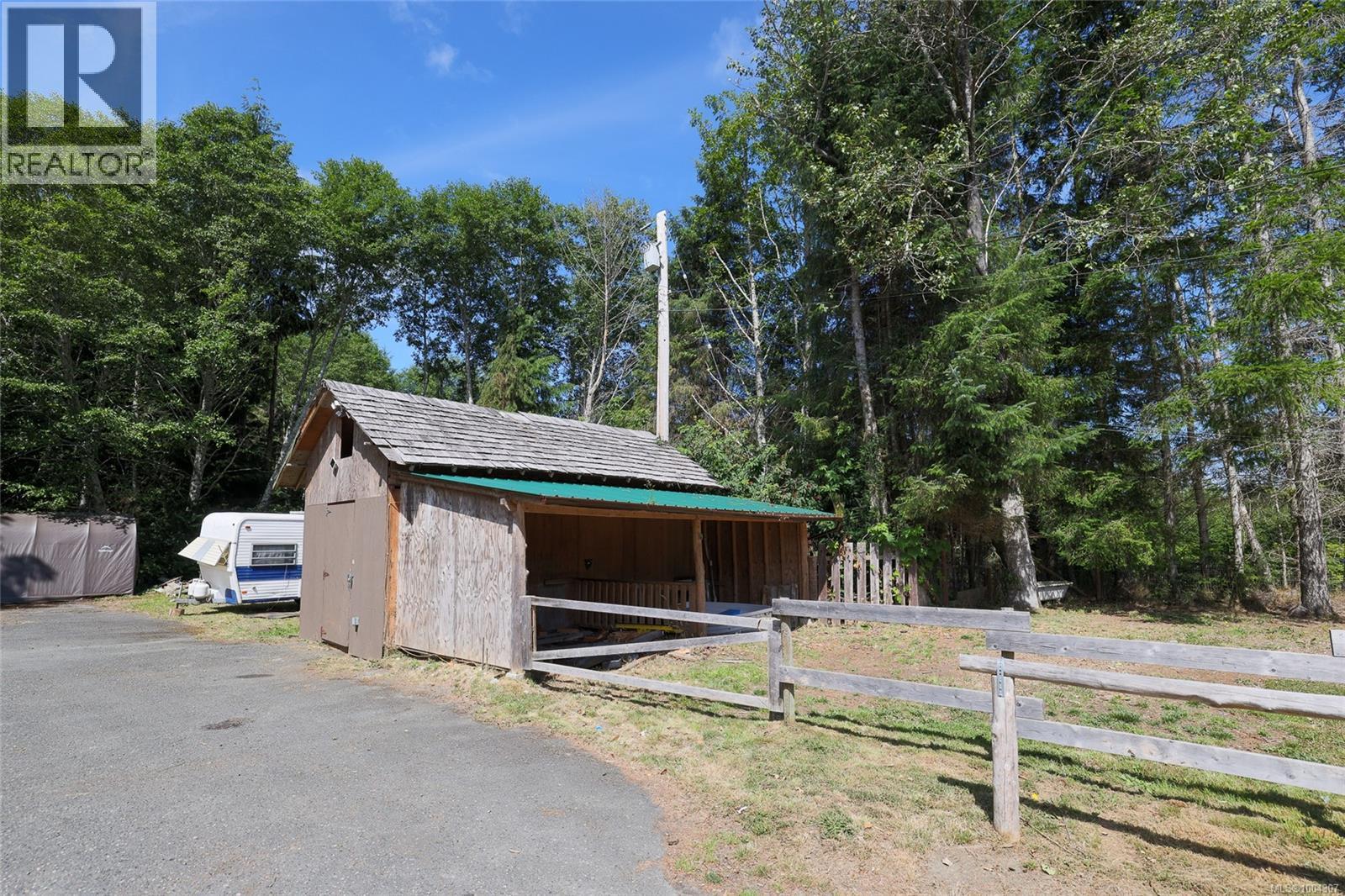 B-610 Nimpkish Heights Rd, Hyde Creek, British Columbia  V0N 2R0 - Photo 12 - 1004307