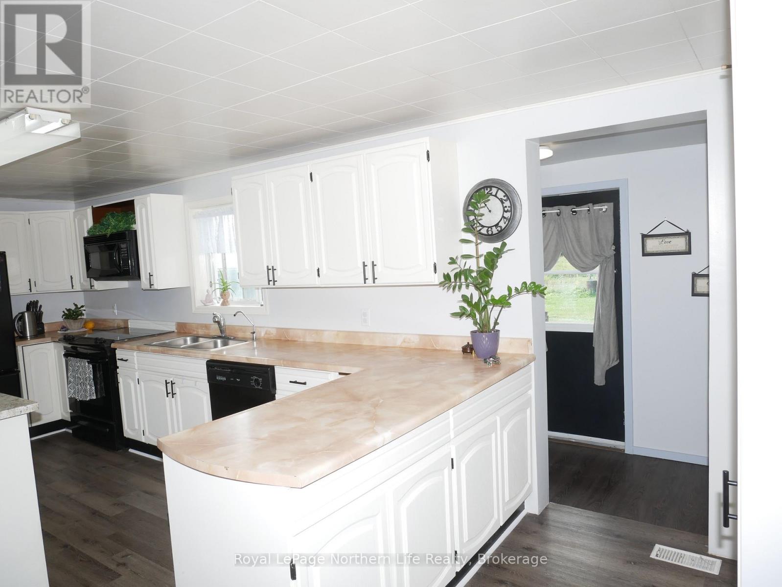 10180 Highway 64, West Nipissing, Ontario P0H 1R0 - Photo 10 - X12325454