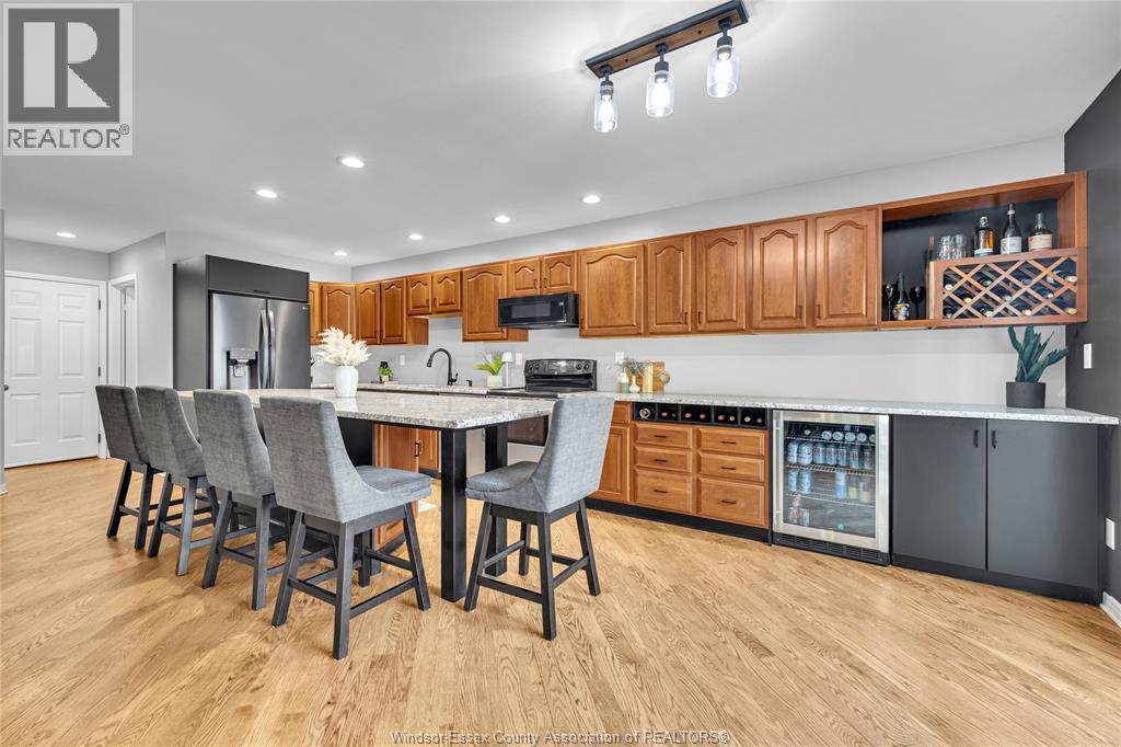 Property at 211 BAYBERRY image 5
