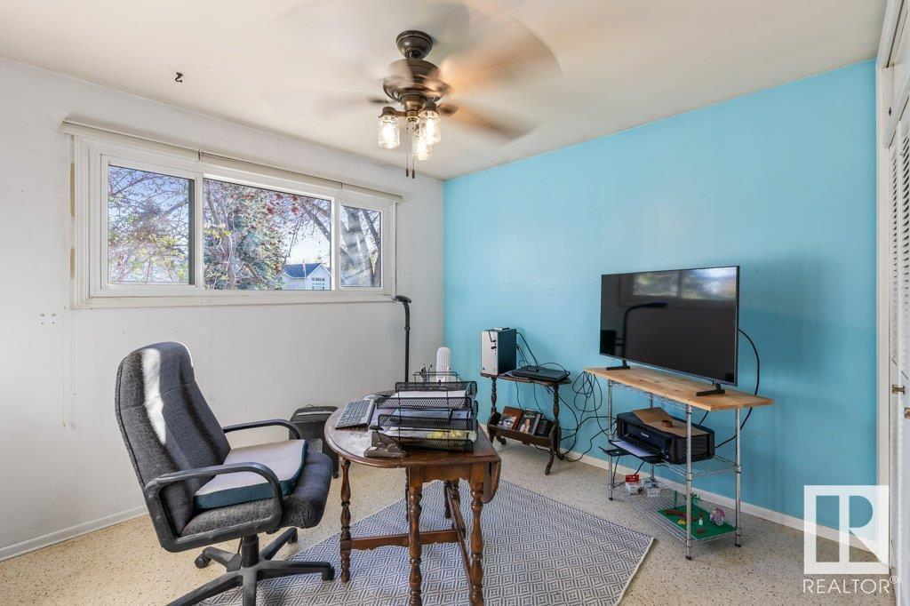 13708 Buena Vista Rd Nw, Edmonton, Alberta  T5R 5R6 - Photo 18 - E4451257