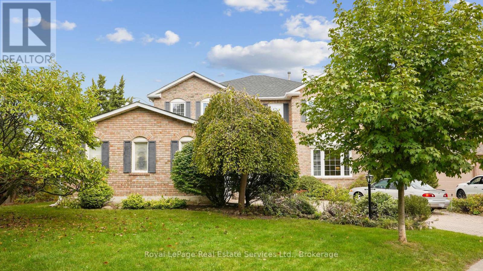 Property at 524 CHILLINGHAM CRESCENT image 2
