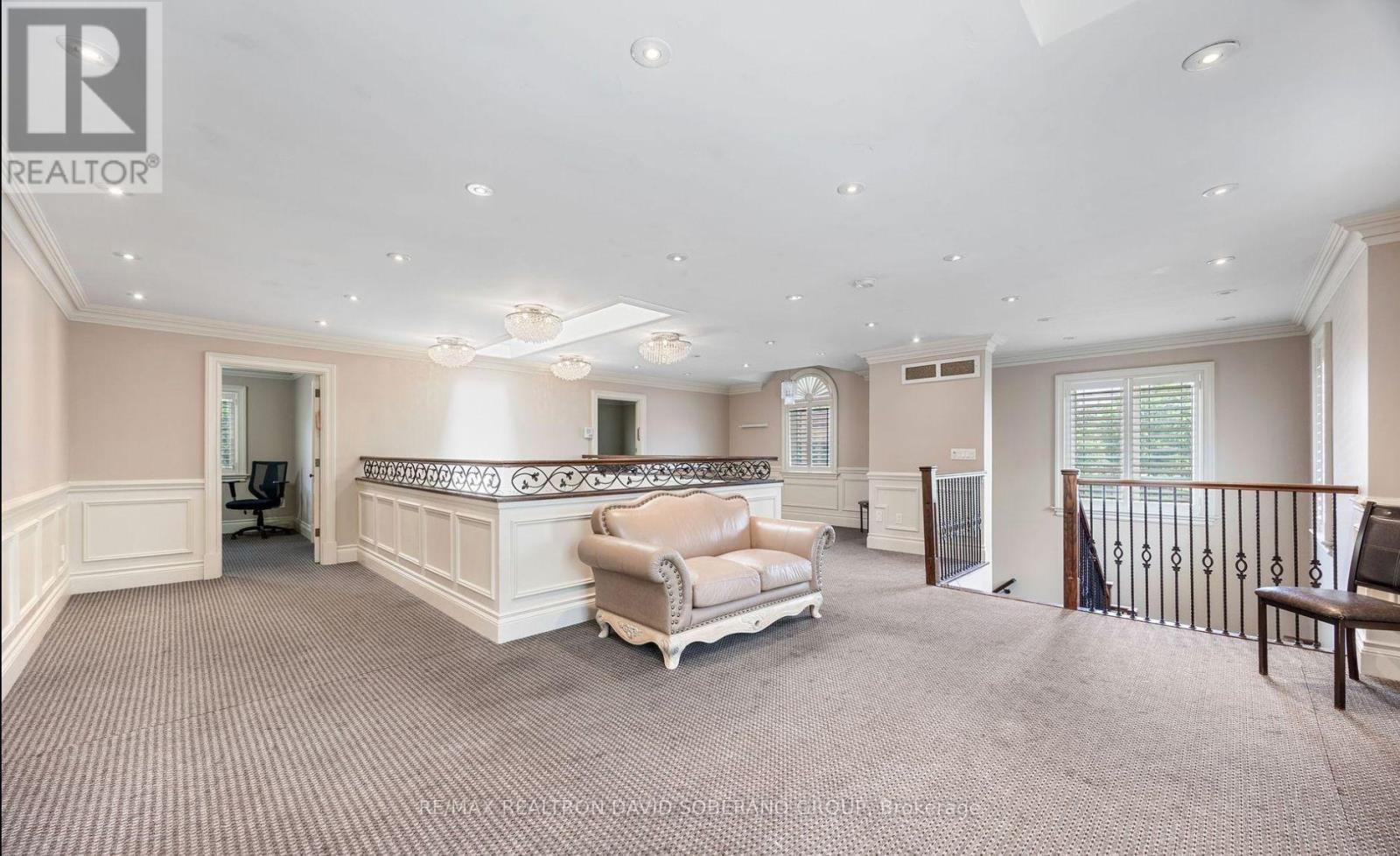 10 Bainbridge Avenue, Toronto, Ontario  M3H 2J7 - Photo 13 - C12325264