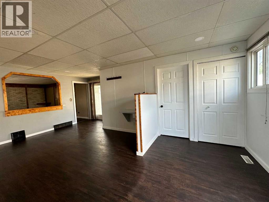 5123 49 Street, Provost, Alberta  T0B 3S0 - Photo 3 - A2152564