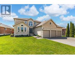 10 MCAVOY DRIVE, Barrie, Ontario