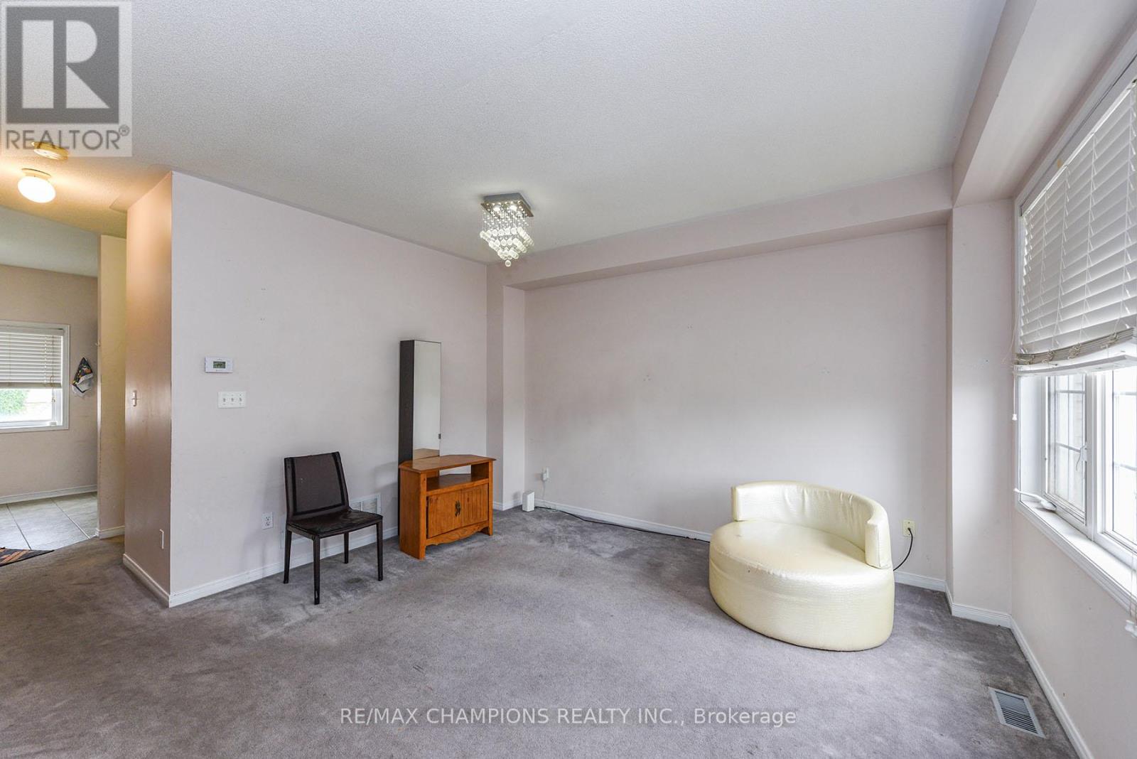 245 - 7035 Rexwood Road, Mississauga, Ontario  L4T 4M9 - Photo 8 - W12325253