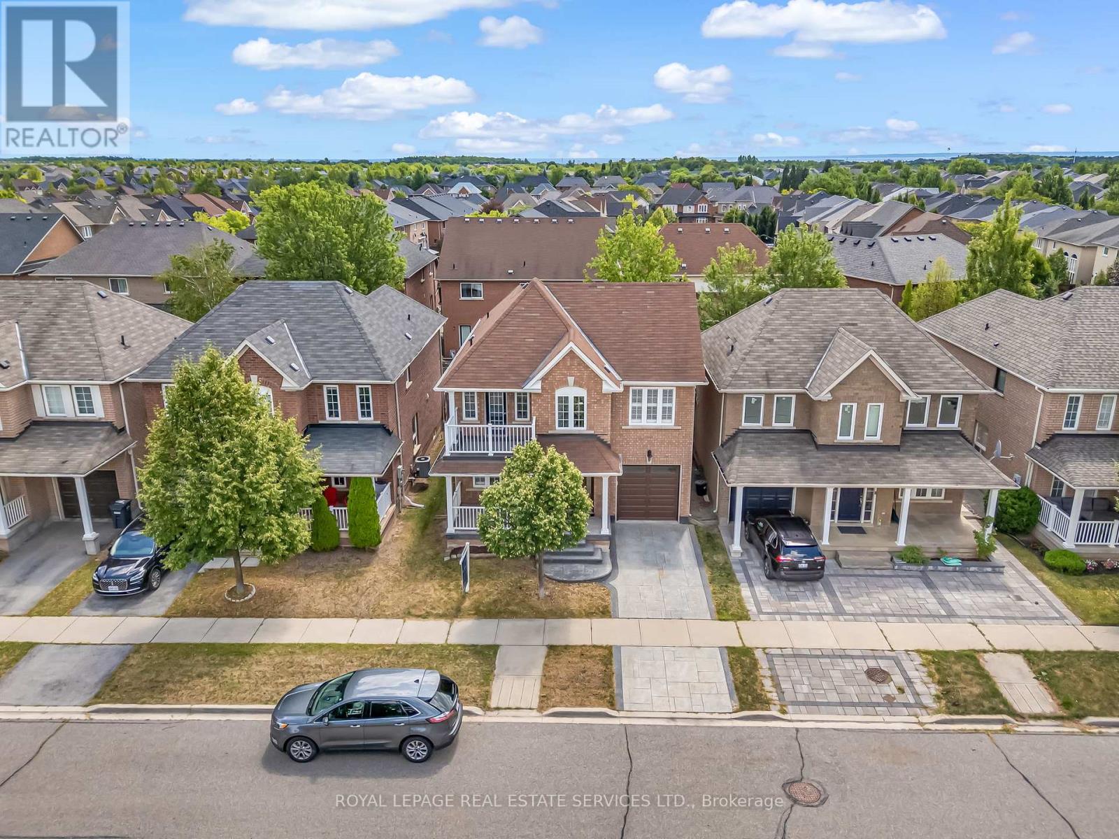 Property at 2272 FAIRMOUNT DRIVE image 2