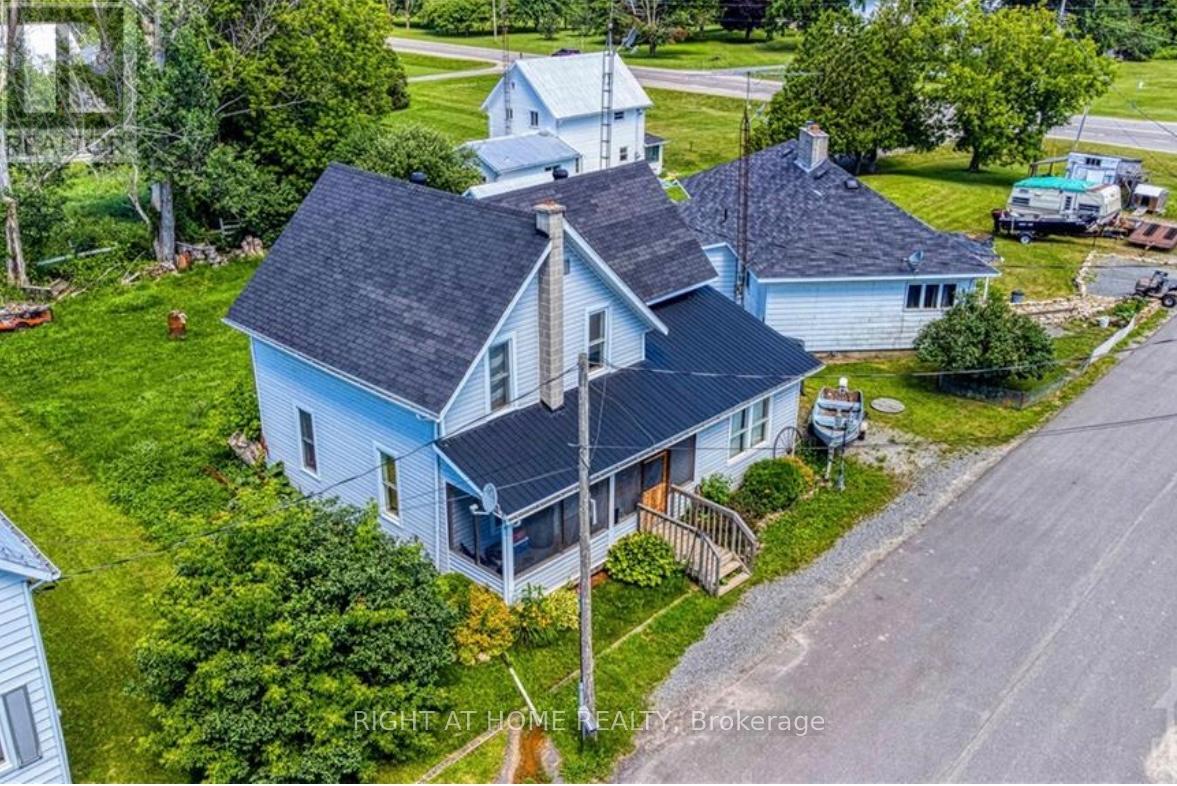 12 Circle Drive, Rideau Lakes, Ontario  K0G 1E0 - Photo 3 - X12325214