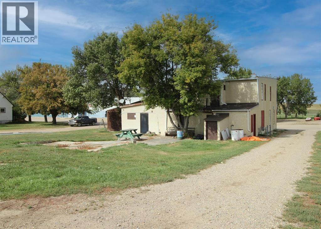 112 1 Street N, Lomond, Alberta  T0L 1G0 - Photo 2 - A2245935