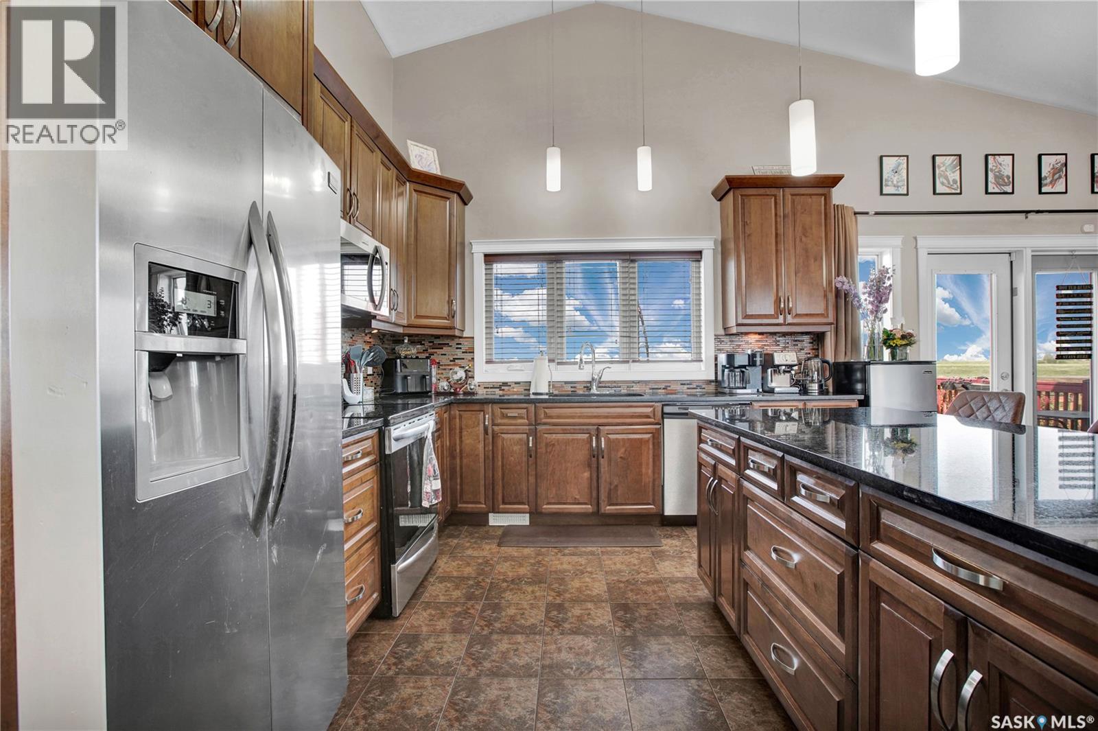 Property at 251 McCallum WAY image 4