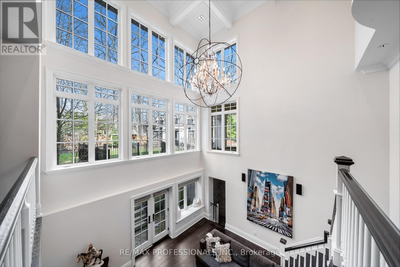 1285 Minaki Road, Mississauga, Ontario L5C 2X5 - Photo 30 - W12163134