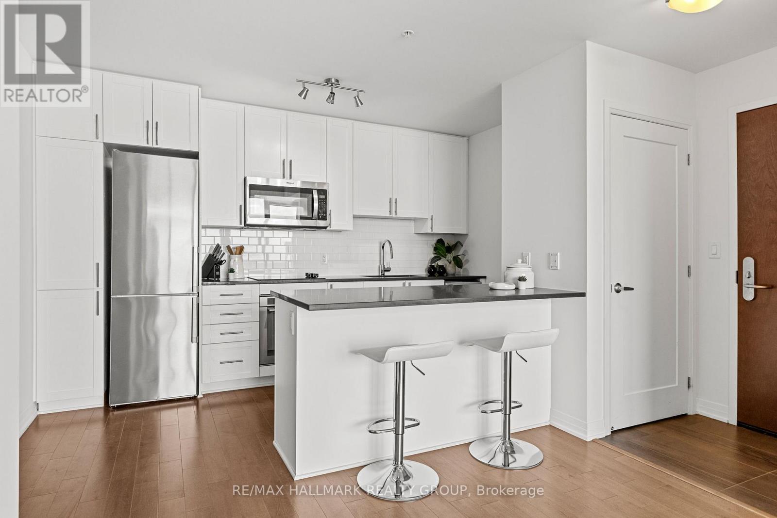 4005 - 805 Carling Avenue, Ottawa, Ontario  K1S 5W9 - Photo 11 - X12224078