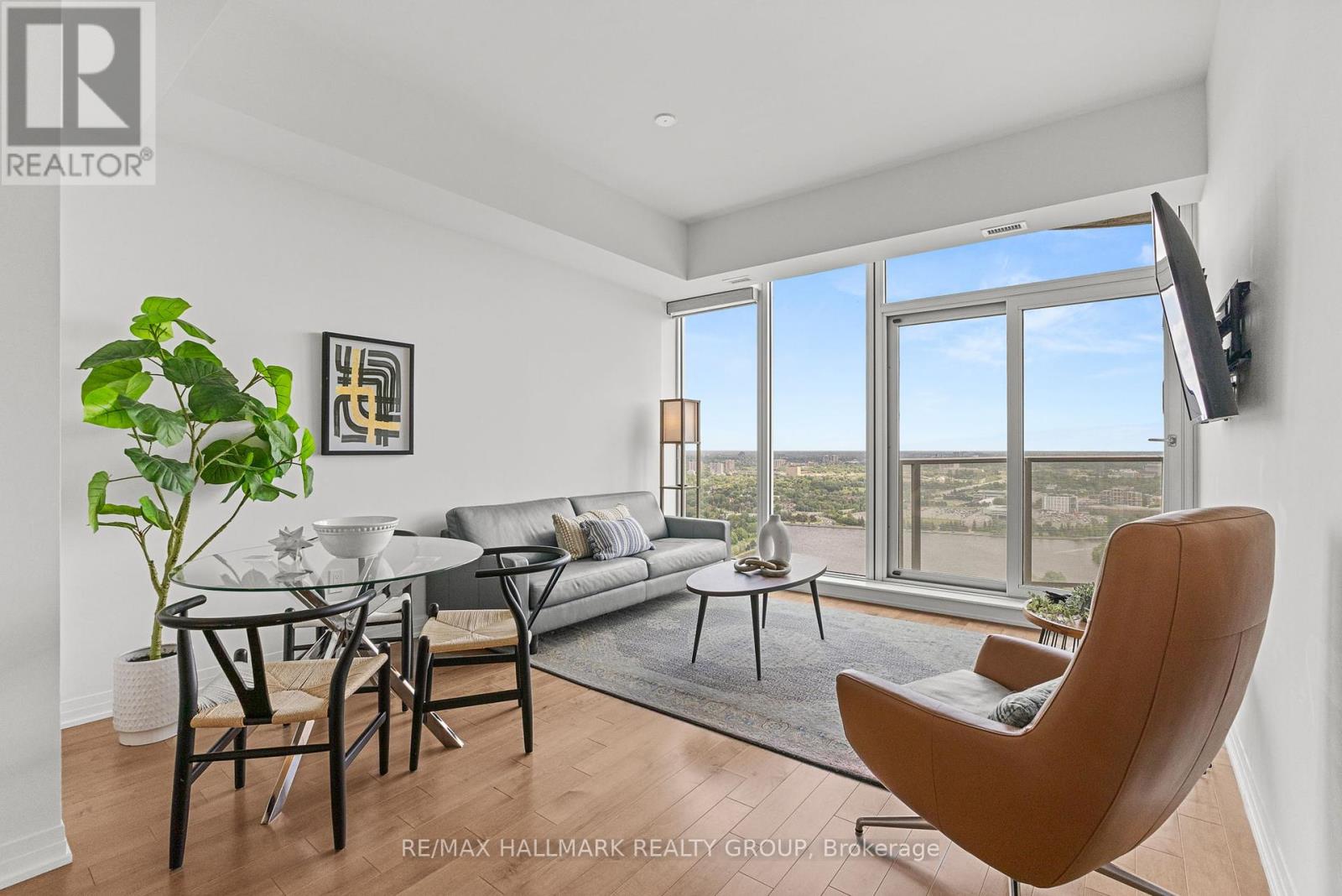 Property at 4005 - 805 CARLING AVENUE image 3