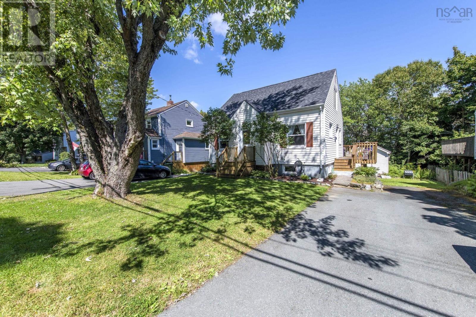 50 Fenwood Road, Halifax, Nova Scotia  B3N 1G8 - Photo 1 - 202517489