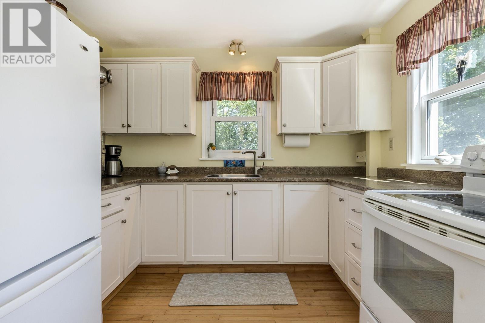 50 Fenwood Road, Halifax, Nova Scotia  B3N 1G8 - Photo 12 - 202517489