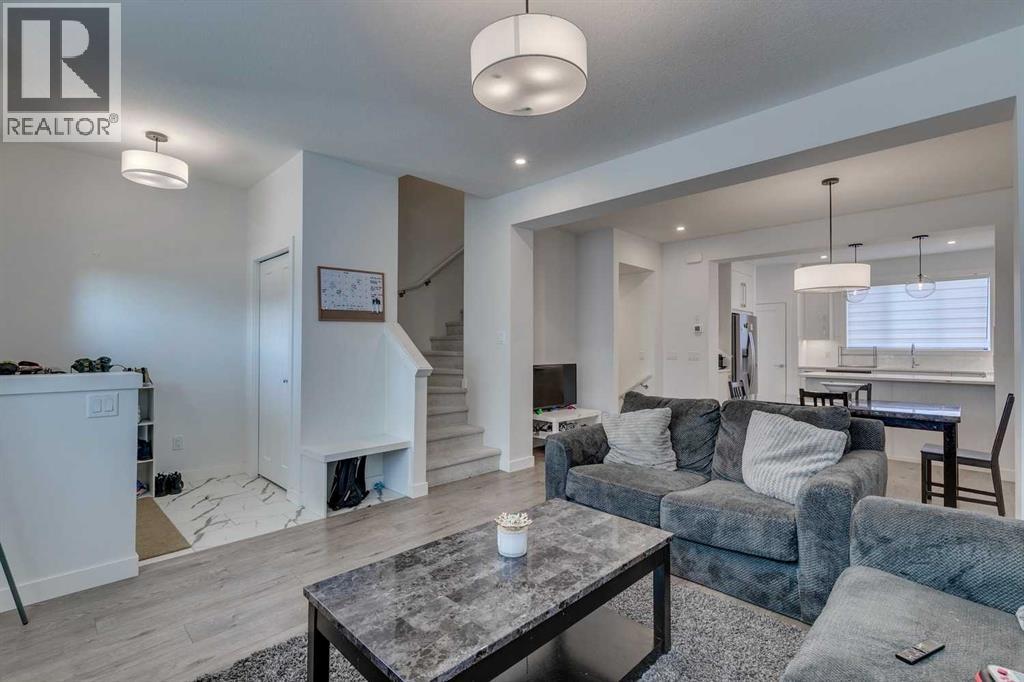 Property at 237 Dawson Circle image 5