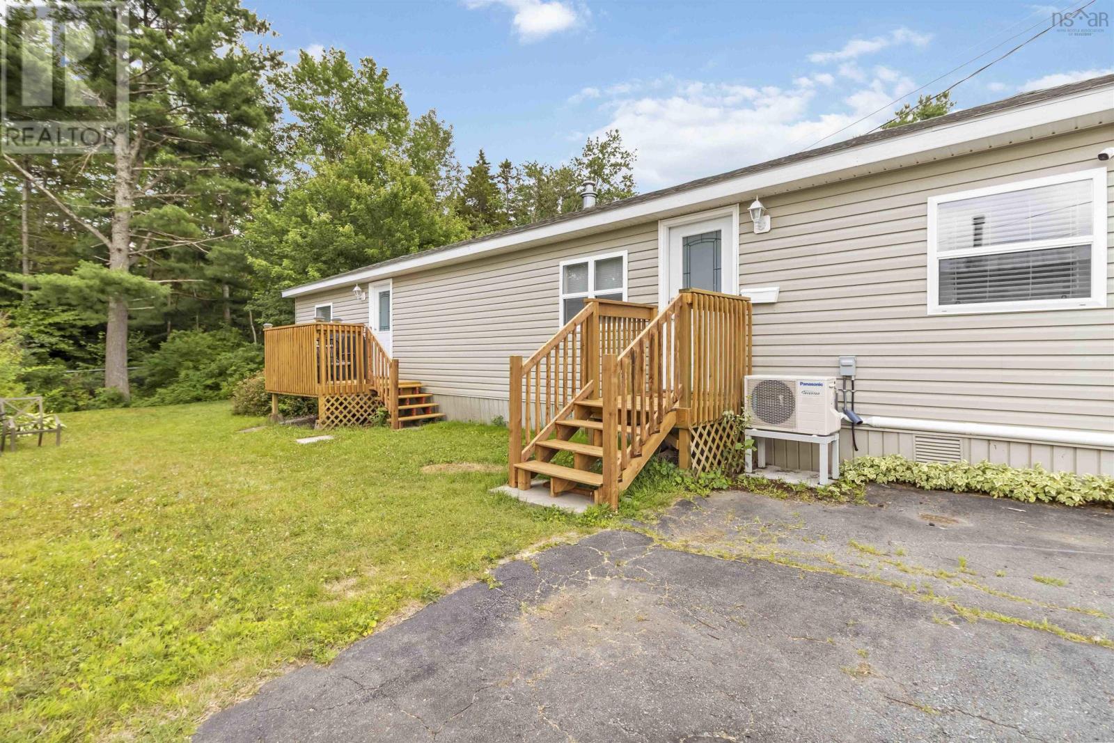 1108 Susan Drive, Beaver Bank, Nova Scotia  B4E 1P1 - Photo 2 - 202518104