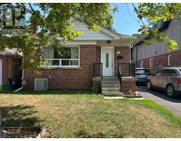 HOUSE - 141 BOGERT AVENUE, Toronto, Ontario