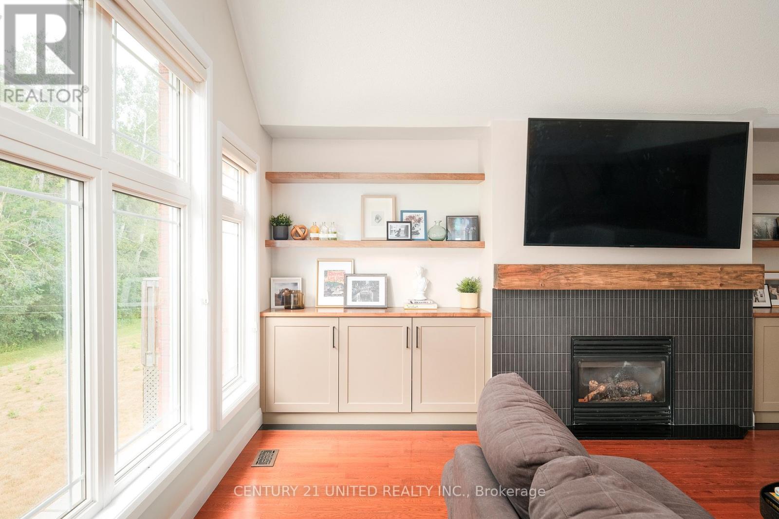 1855 Giles Avenue, Peterborough, Ontario  K9K 2P4 - Photo 14 - X12325599